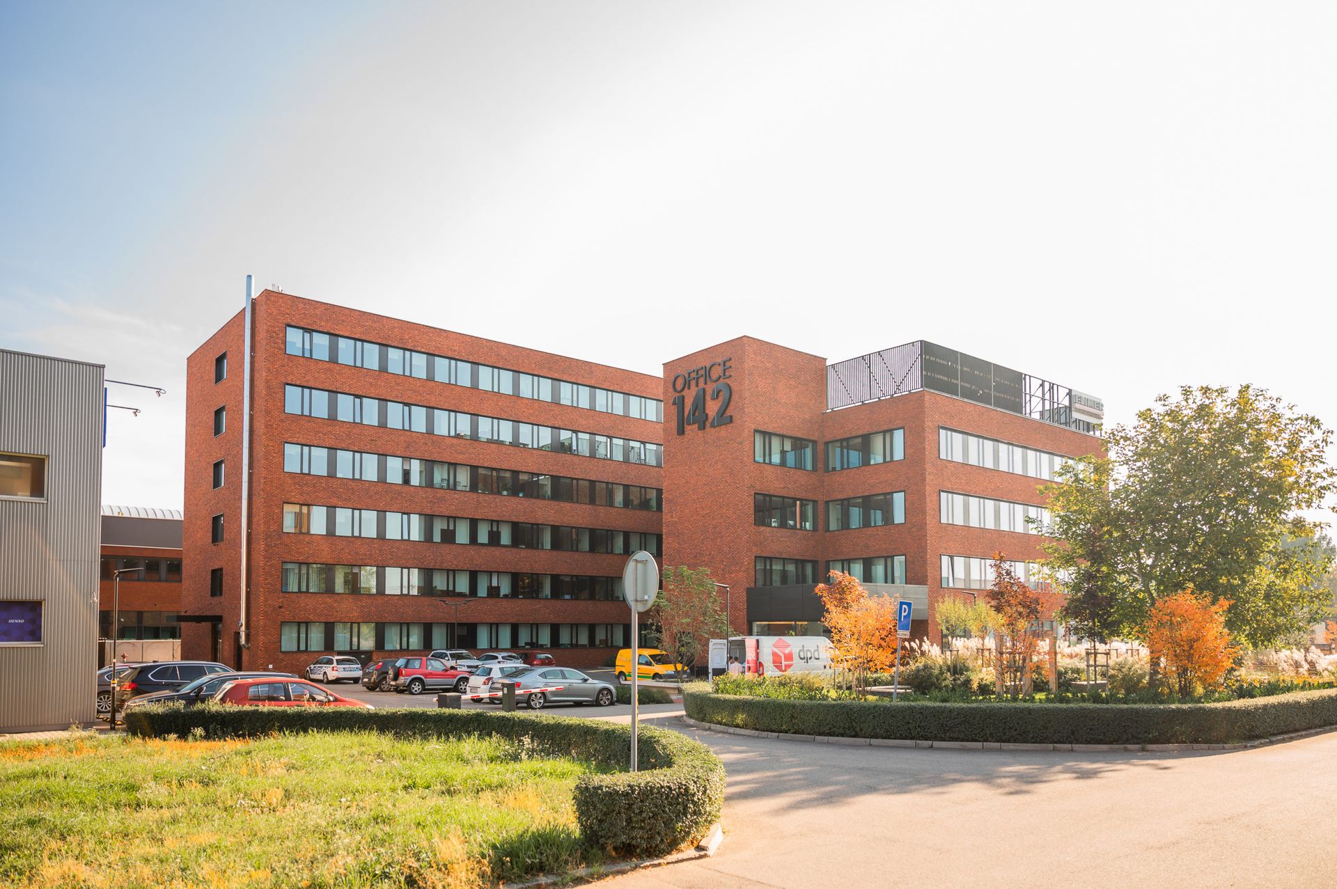 Naše sídlo — Office 142, Vajnorská 142, Bratislava